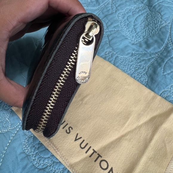 Louis Vuitton Amarante Zippy Vernis Compact Wallet - Picture 4 of 13